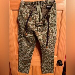 Avirex slim fit joggers - frogskin jungle / duck camo - mens size 34x30